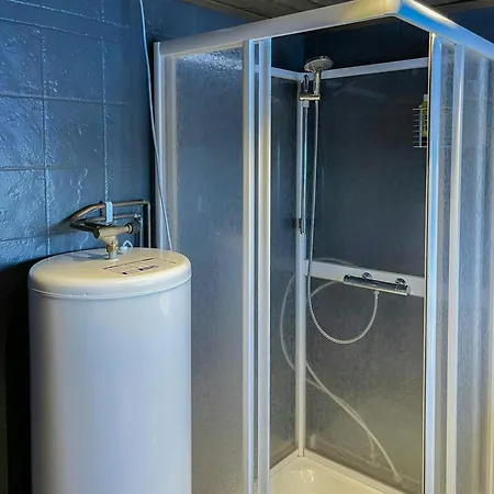 Log With Views Over Mountain Casa de Férias