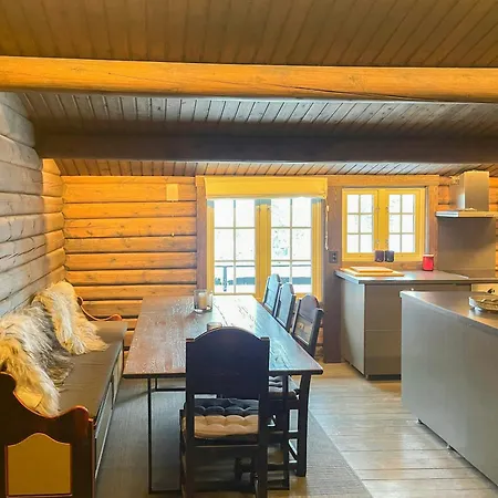 Log With Views Over Mountain Hébergement de vacances